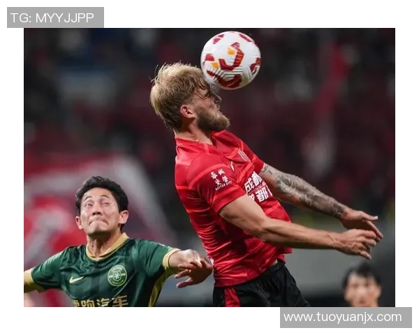 成都足球队迎来转型新篇章洲际杯特别报道展现球队蜕变之路