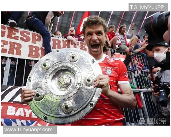 拜仁慕尼黑足球明星卡片收藏指南与价值分析