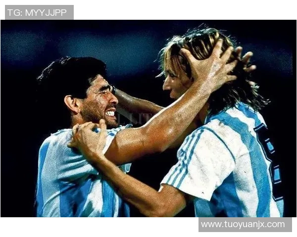 最痴情足球明星背后的爱情故事与传奇人生揭秘 最痴情足球明星背后的爱情故事与传奇人生揭秘