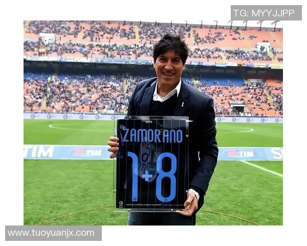 最强足球明星街头挑战极限技艺展现非凡球技与热血激情