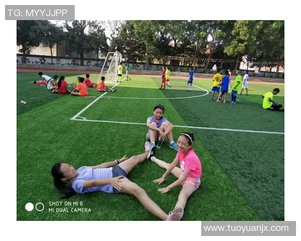 杨静专访:从绿茵场到人生舞台的足球旅程回顾与展望 杨静专访:从绿茵场到人生舞台的足球旅程回顾与展望